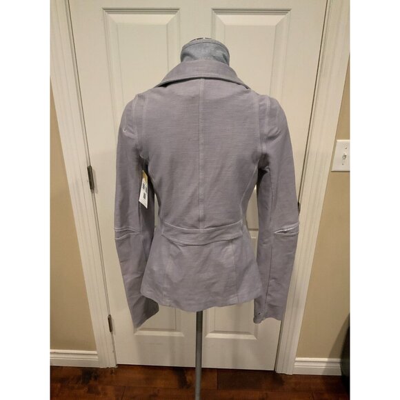 Lululemon Ride On Blazer Jacket, Heathered Gray Fossil, Size 8 - Picture 8 of 10